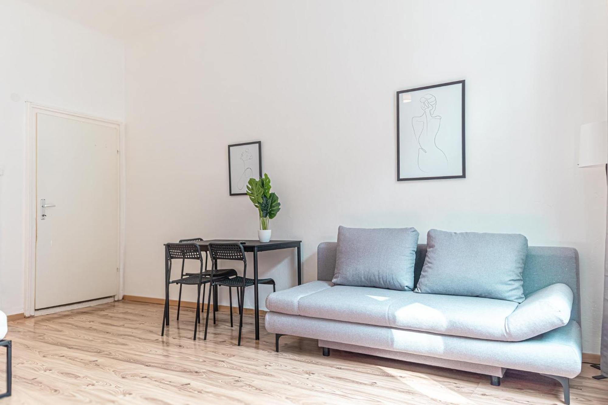 Appartement Antique Chic 2br Getaway In A Historic Setting Wenen